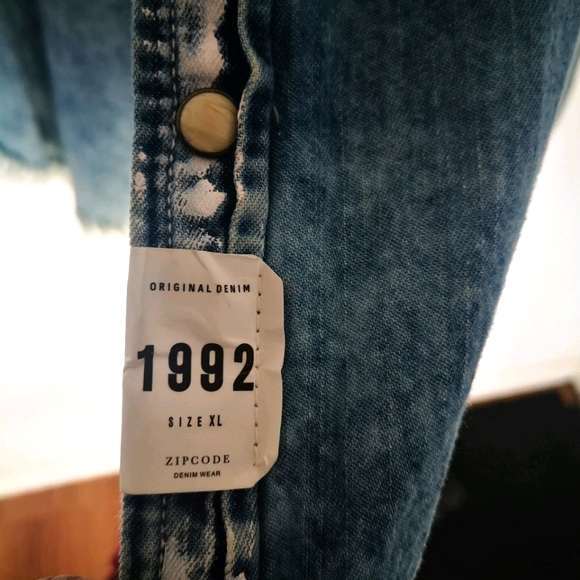 Fashion 1992 button down shirt XL - Picture 3 of 5